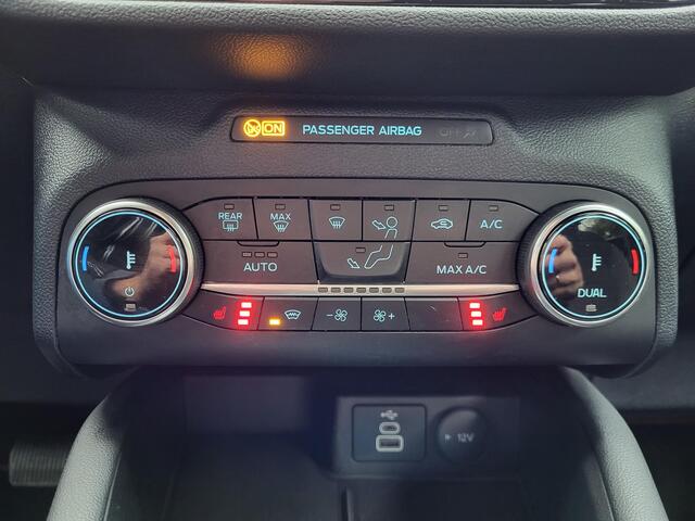 Ford KUGA 2.5 PHEV ST-Line X Automaat 1.500 kg trekgewicht / Dealer onderhouden / Navigatie / Camera / Verwarmde voorruit en voorstoelen / Android Auto / Apple Carplay / B&O Audio /