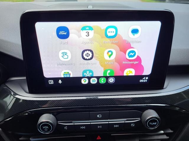 Ford KUGA 2.5 PHEV ST-Line X Automaat 1.500 kg trekgewicht / Dealer onderhouden / Navigatie / Camera / Verwarmde voorruit en voorstoelen / Android Auto / Apple Carplay / B&O Audio /