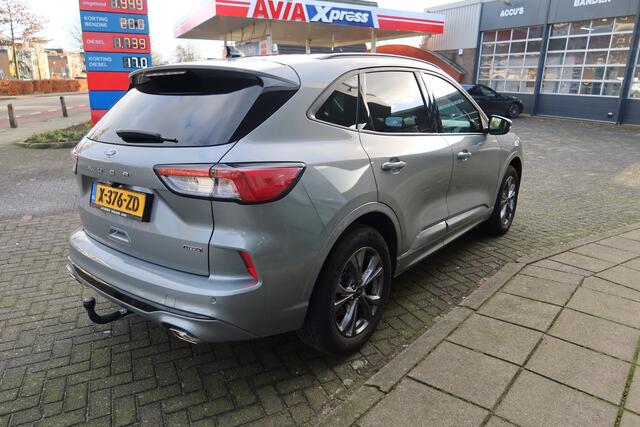 Ford KUGA 2.5 PHEV ST-Line 10dkm! I PANORAMADAK I ALL-SEASON