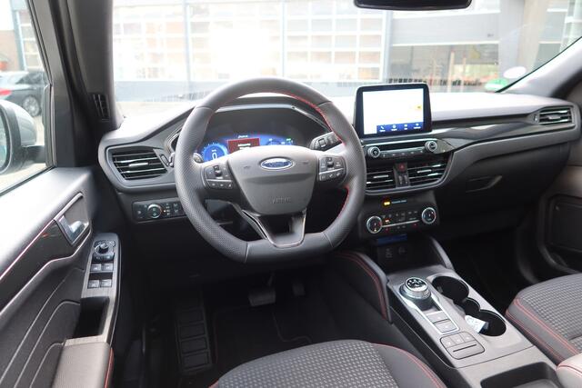 Ford KUGA 2.5 PHEV ST-Line 10dkm! I PANORAMADAK I ALL-SEASON