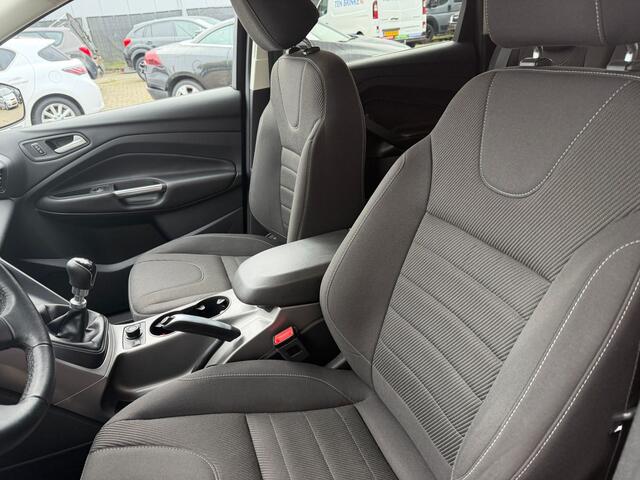 Ford KUGA 1.5 Titanium