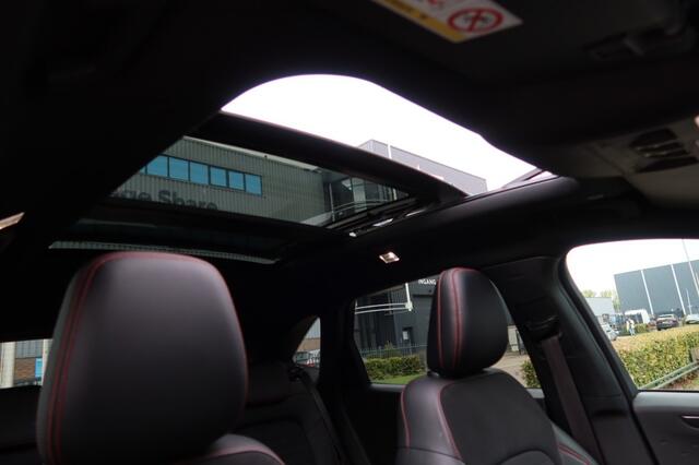 Ford KUGA 2.5 PHEV ST-LINE, PANO, TREKHAAK ENZ...