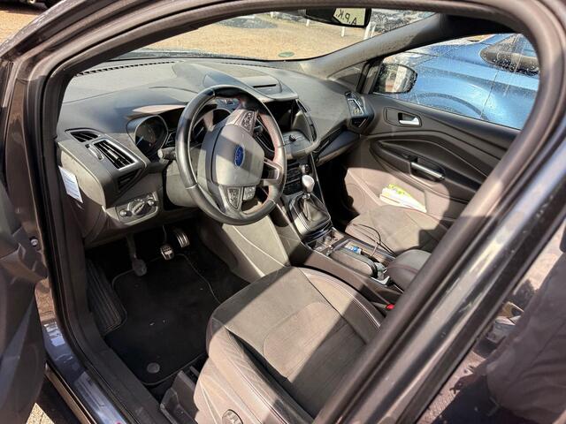 Ford KUGA 1.5 EcoBoost ST Line 150pk Adaptieve Cruise | Trekhaak | Achteruitrijcamera | Stoelverwarming | Nieuwe distributieriem ! | Elektrische Achterklep | Dealer onderhouden