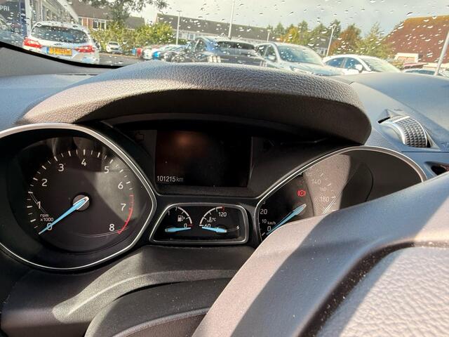 Ford KUGA 1.5 EcoBoost ST Line 150pk Adaptieve Cruise | Trekhaak | Achteruitrijcamera | Stoelverwarming | Nieuwe distributieriem ! | Elektrische Achterklep | Dealer onderhouden