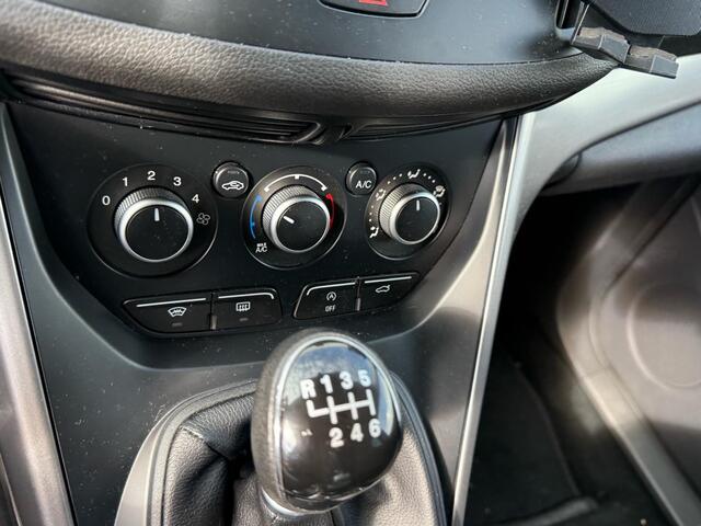 Ford KUGA 1.5 Ecoboost Titanium 150pk Trekhaak | Elektrische Achterklep | Stoelverwarming | Airco | Voorruit verwarming | Cruise control