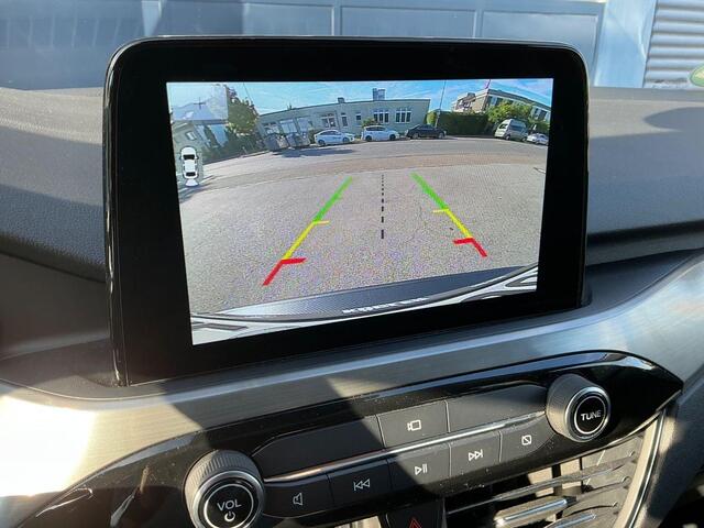 Ford KUGA 2.5 PHEV Titanium X | Adaptive cruise control | Winter Pack | Head up Display | Bang&Olufsen | Half lederen bekleding | Elektrische achterklep