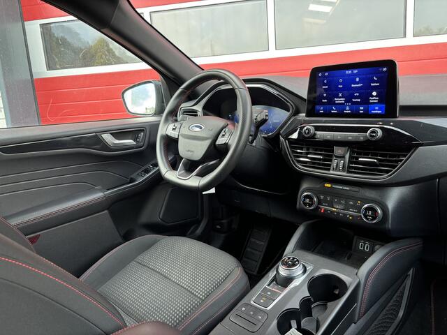 Ford KUGA 1.5 ST-LIne DIESEL / 1500KG TREKKEN / AUTOMAAT / CAMERA / STOELVERW / STUURVERW / FULL LED / KEYLESS / TREKHAAK