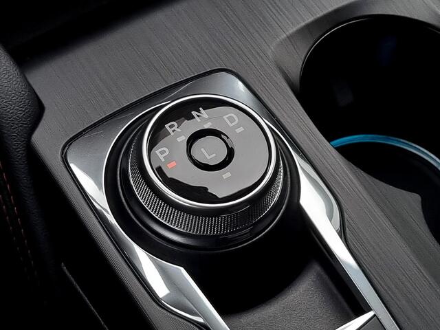 Ford KUGA 2.5 PHEV ST-Line Automaat / Winter Pack / Fabrieksgarantie tot 15-02-2029 / SoH 95% / Navigatie / Cruise Control / Stoelverwarming / Stuurverwarming