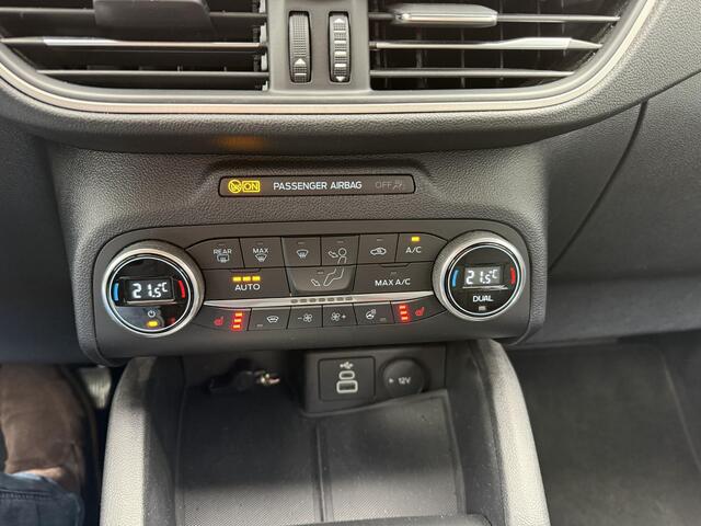 Ford KUGA Cool&Connect uitvoering met wegklapbare trekhaak