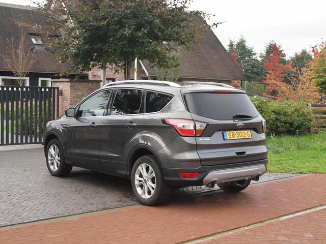 Ford KUGA 1.5 EcoBoost Titanium | Apple Carplay | Camera | Cruise Control | Trekhaak |