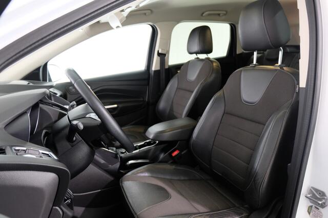 Ford KUGA 1.5 Titanium | TREKHAAK - 2000kg |