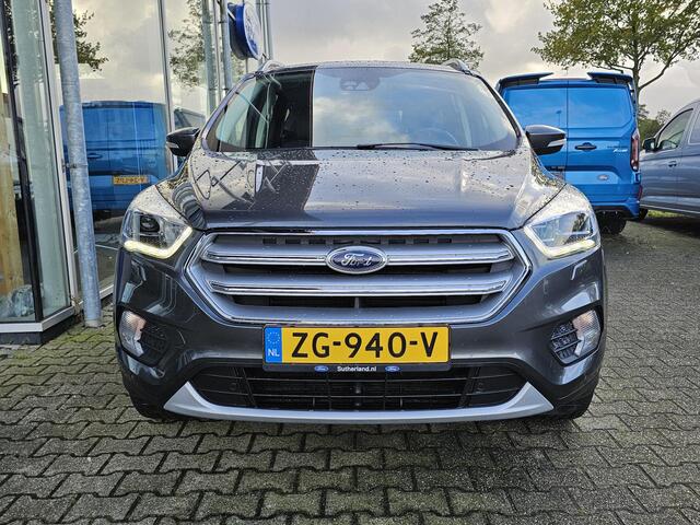 Ford KUGA 1.5 EcoBoost Titanium 150 pk | Nieuwstaat | Navigatie | PDC voor + achter | Keyless entry | Elektrisch bedienbare achterklep | Winterpack | Bi-xenon etc.