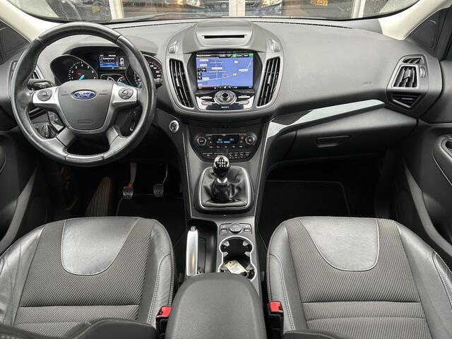 Ford KUGA 1.5 Titanium Styling Pack /elektrisch verstelbare bestuurderstoel/afneembare trekhaak/PDC/volledig onderhouden.