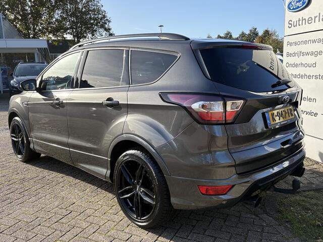 Ford KUGA 1.5 EcoBoost ST-Line 150pk | Trekhaak | Winter Pack | Parkeersensoren | 2000kg Trekgewicht! | Dealer Onderhouden |
