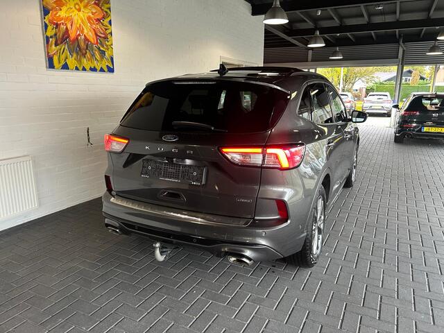 Ford KUGA 2.5 PHEV ST-Line X Pano / B & O / Navi / Elektr. Trekhaak / Head Up display