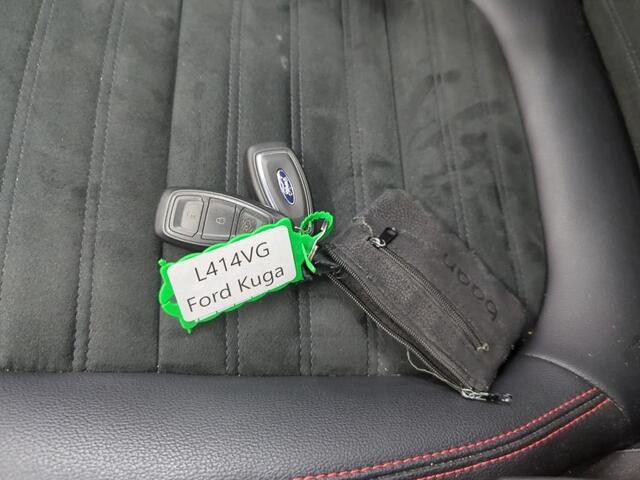 Ford KUGA 2.5 ST-Line X 1e Eigenaar | Volledig Onderh | NL-Auto | BTW | Pano | 360Cam | WinterPack | 2 Kabels | Elek Stoel/Klep | Head-Up | AD Cruise | Navi | Full Led | Keyless | PDC