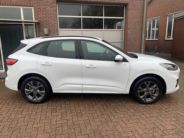 Ford KUGA 2.5 PHEV ST-Line Winterpack
