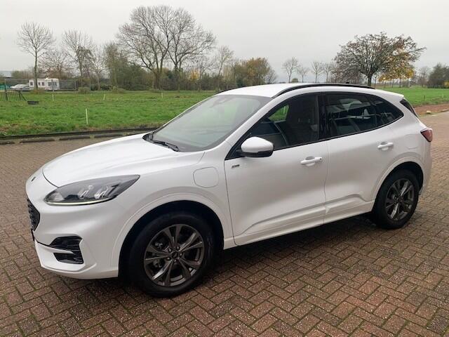 Ford KUGA 2.5 PHEV ST-Line Winterpack