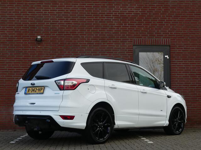 Ford KUGA 1.5 EcoBoost ST Line / Trekhaak