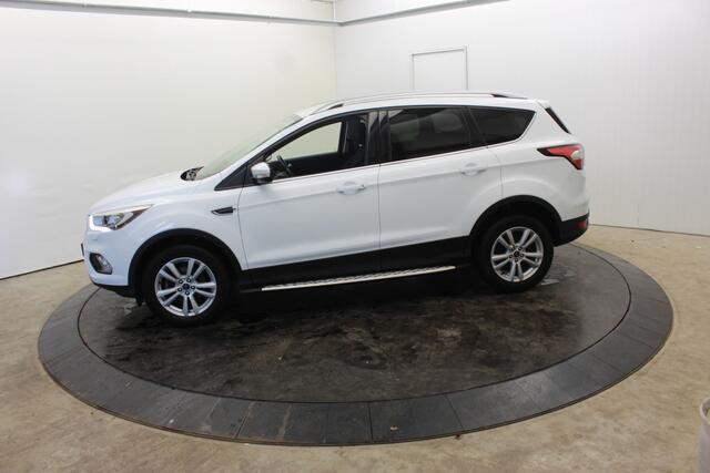 Ford KUGA 1.5 ST Line Trekh Navi PDC Winterpack