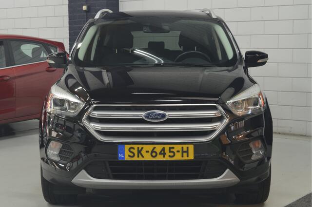Ford KUGA 1.5 EcoBoost Titanium // 141.000 km // NAVI // CAMERA // PDC // TREKHAAK // STUUR&STOELVERW. // EL.ACHTERKLEP //