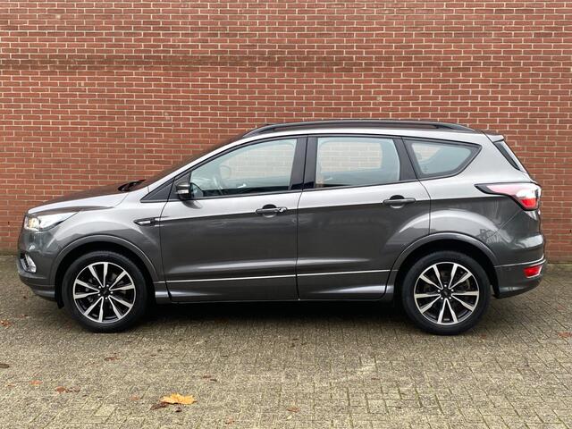 Ford KUGA 1.5 ECOB. ST LINE PANO-DAK NAV CRUISE CARPLAY CAMERA LEER STOELVW