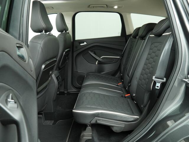 Ford KUGA 1.5 EcoBoost 182 pk Vignale | Trekhaak | Pano | Winter Pack | Leder | Camera | Adapt. cruise | 100% dealer onderh.