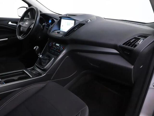 Ford KUGA 150pk Ultimate Navi Trekhaak Winter & Parking pack Privacy Glass Dealeronderhouden