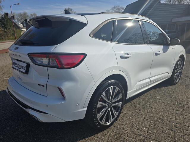 Ford KUGA 2.5 PHEV ST-Line X 225pk | Panoramadak | 20 inch met rode remklauwen | Winter Pack | Adaptieve cruise control | Head up Display | Adaptive LED