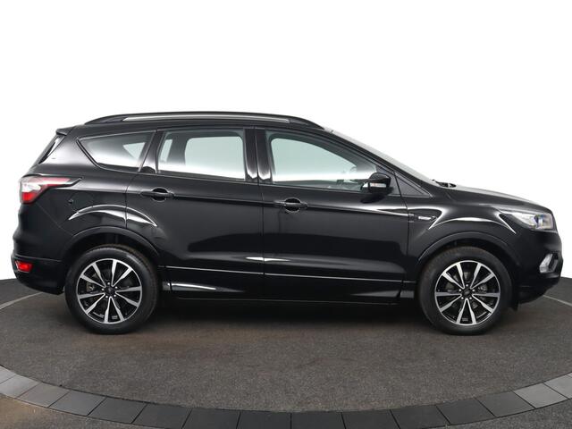 Ford KUGA 150PK EcoBoost ST Line