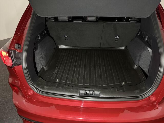 Ford KUGA 2.5 PHEV ST-Line X | Panorama dak | 4 Seizoenen banden | Elektrische Achterklep | Full LED