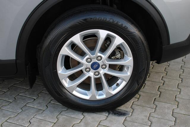 Ford KUGA 2.5 PHEV Titanium X | Incl. 12 maanden garantie | Cruise control | Trekhaak | Climate control | Stoelverwarming voor + achter | Stuurverwarming | Parkeercamera | Apple carplay/Android auto |