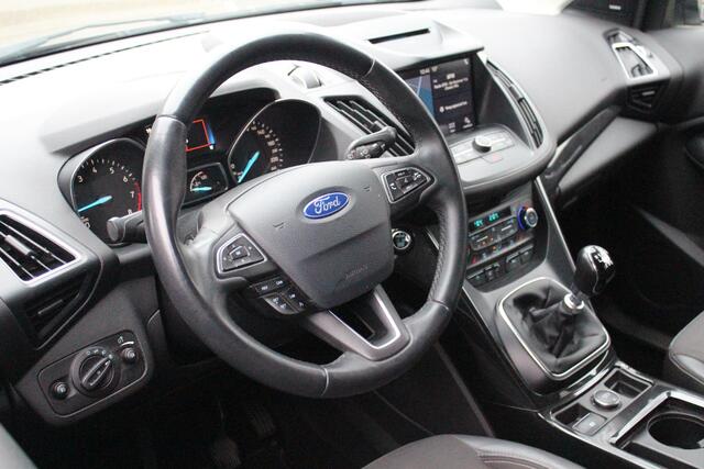 Ford KUGA 1.5 EcoBoost Titanium, 2000kg trekvermogen