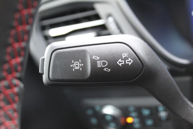 Ford KUGA 2.5-225pk PHEV ST-Line X. 1500kg Trekgewicht Hybride rijden voor een reëel bedrag ! Autm. airco dual, stuur-, stoel-, achterbank- en voorraamverw., keyless entry/keyless go, privacy glass, camera v+a, side- en lane assist, adaptieve cruise cntrl, trekhaak