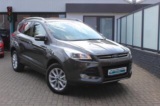 ford-kuga-1.5-titanium-navi-carplay