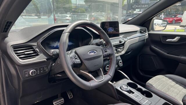 Ford KUGA 2.5 PHEV ST-Line X | Pano | Camera | Navi