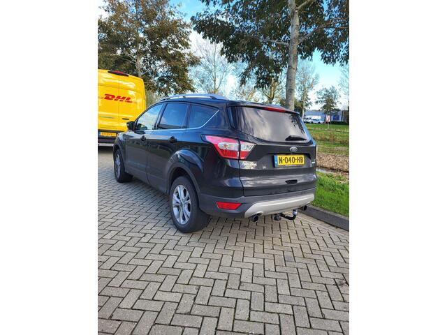Ford KUGA 1.5 EcoBoost 150 PK Titanium | Trekhaak | Camera | Navigatie | Navigatie | Winterpakket | PDC V+A | Cruise Control