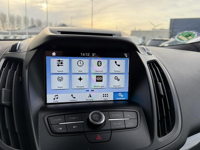 Ford KUGA 1.5 EcoBoost ST Line Zeer Nette Staat! | NL AUTO 2e Eigenaar | 1800KG Trekgewicht | Dodehoekdetectie | DAB+ | Elek Wegklapbare Trekhaak | Onderhoudshistorie | Pano | Stoel, Stuur en voorruitverwarming | Privacy Glass | 2 Sleutels |