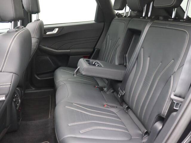 Ford KUGA 2.5 PHEV Vignale 225PK Aut. SOH 97%, Pano-Schuifdak, Trekhaak, Leder, Head-Up Display, 19" LM Velgen, Achteruitrijcamera, Keyless, Side Assist