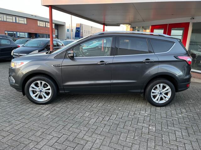 Ford KUGA 1.5 150PK EcoBoost Titanium Trekhaak/Navi/Stoelverwarming
