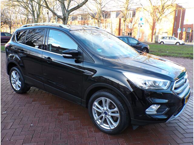 Ford KUGA 1.5 EcoBoost 150PK.... NAVI CAMERA TEL CRUISECONT TREKHAAK.....