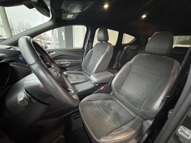 Ford KUGA 1.5 EcoBoost ST-line