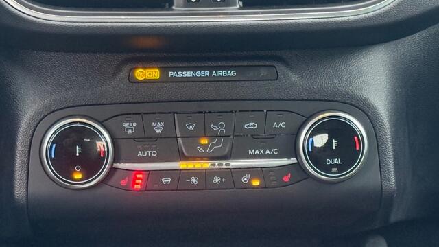 Ford KUGA 2.5 PHEV TITANIUM / Winter pack