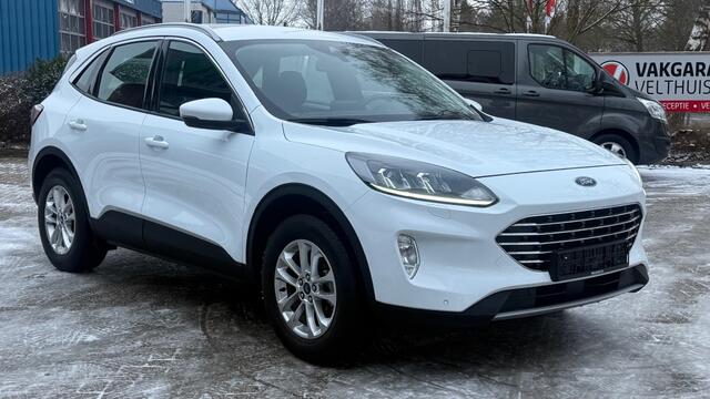 Ford KUGA 2.5 PHEV TITANIUM / Trekhaak + Winter pack