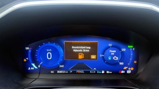 Ford KUGA 2.5 PHEV TITANIUM / Trekhaak + Winter pack