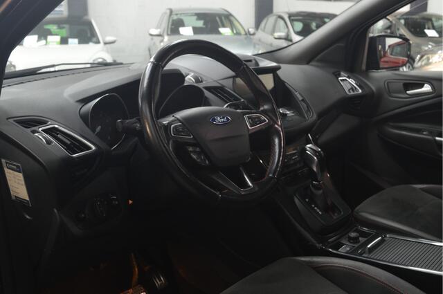 Ford KUGA 1.5 EcoBoost ST Line AWD // CLIMA // NAVI // CARPLAY // STUUR&STOELVERWARMING // TREKHAAK // 4x4 //