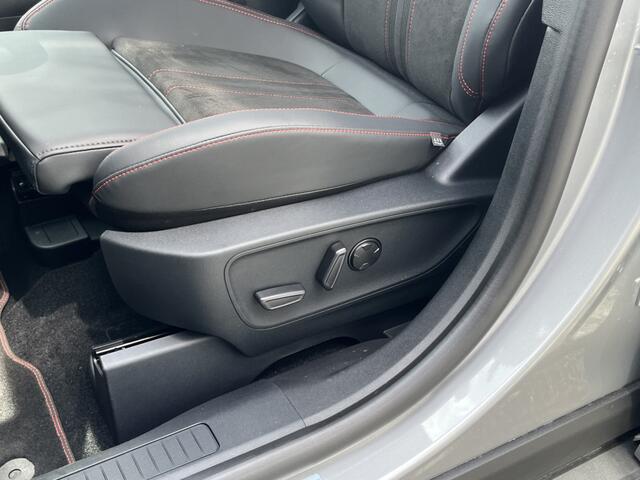 Ford KUGA 2.5 PHEV ST-Line X 243pk e-CVT Automaat | Full Options | Afn. trekhaak | Panoramadak | Driver Assistance Pack | Technology Pack | Winter Pack etc. etc.