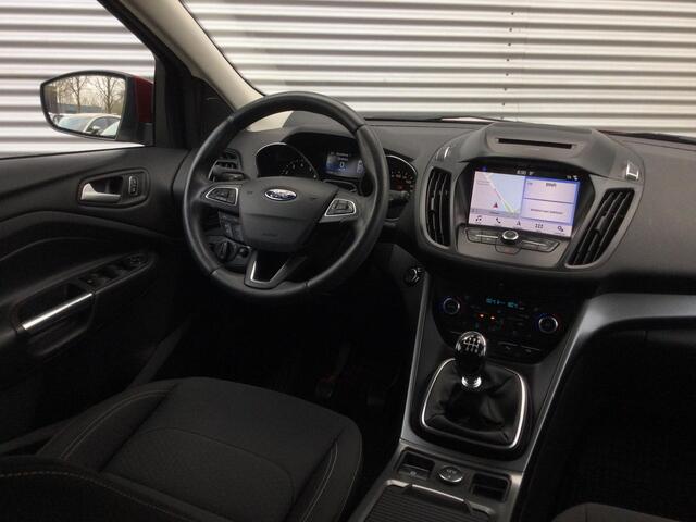 Ford KUGA 1.5 EcoBoost Titanium | Trekhaak | Stoelverwarming | PDC | Navi |
