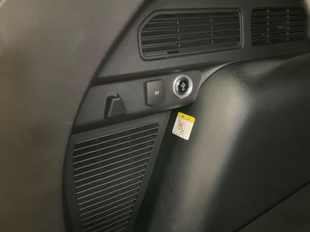 Ford KUGA 2.5 PHEV ST-Line | Wegklapbare trekhaak | Adaptive cruise control | Winter Pack | Camera | Elektrische achterklep