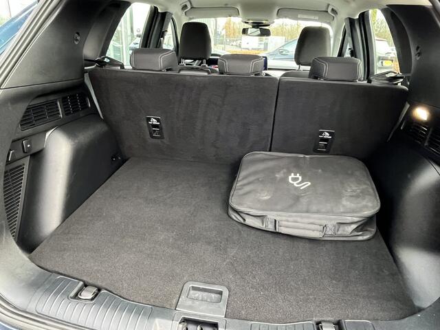 Ford KUGA 2.5 PHEV Titanium 225pk/165kW e-CVT Automaat | Koplampsproeiers | Winter Pack |